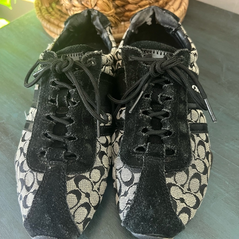 Coach sneakers with black logos women’s 6.5
